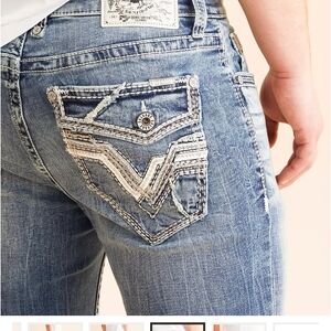 Buckle Blue Bootcut Jeans with Geometric Embroidery